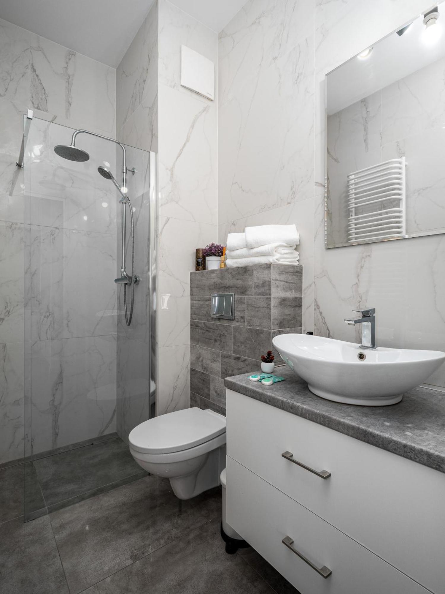 Appartement Apart D&K Free Parking Aleja Prymasa Tysiaclecia 83A à Varsovie Extérieur photo